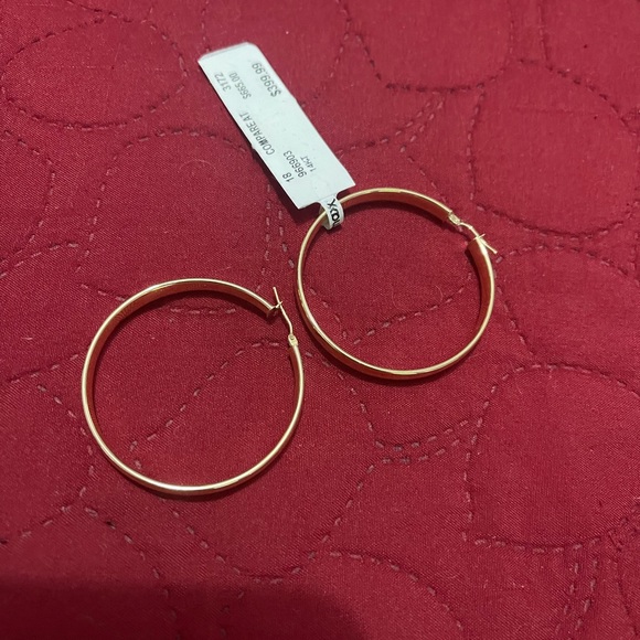 Gold Earrings - Picture 2 of 6